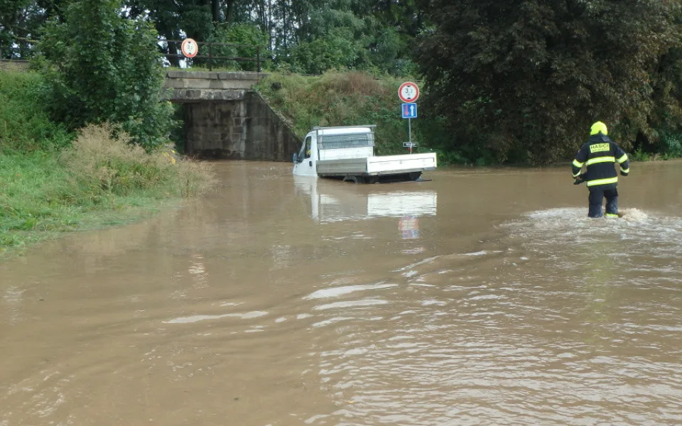 Déšť způsobil komplikace i řidičům