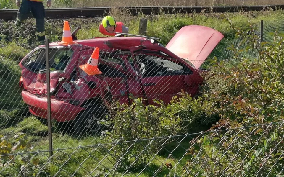 Auto bylo po nárazu zcela zdemolované