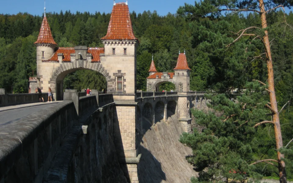 Les Království 