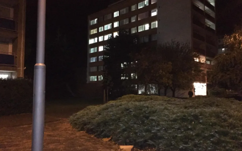 Budova, kde byla nahlášená bomba