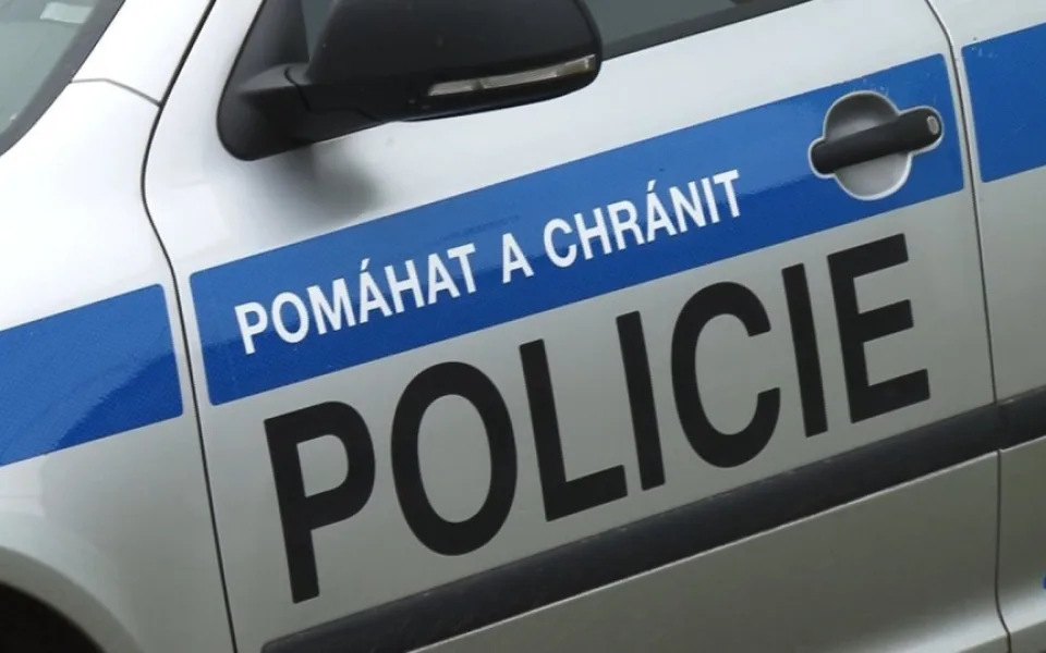 Policejní hlídka zastavila třiadvacetiletého hříšníka.