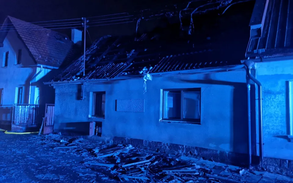 Dům po pžáru v Železnici na Jičínsku.