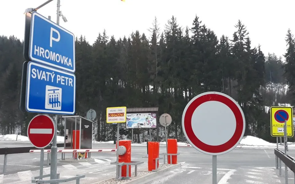 parkoviště ve Špindlerově Mlýně se uzavřela