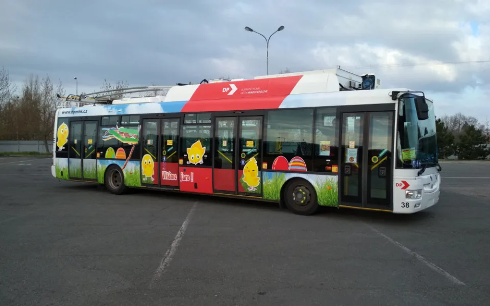 Velikonoční trolejbus v Hradci Králové