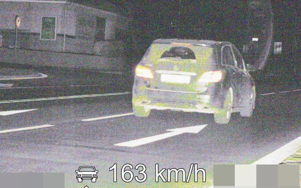 Noční rychlá jízda Hradcem