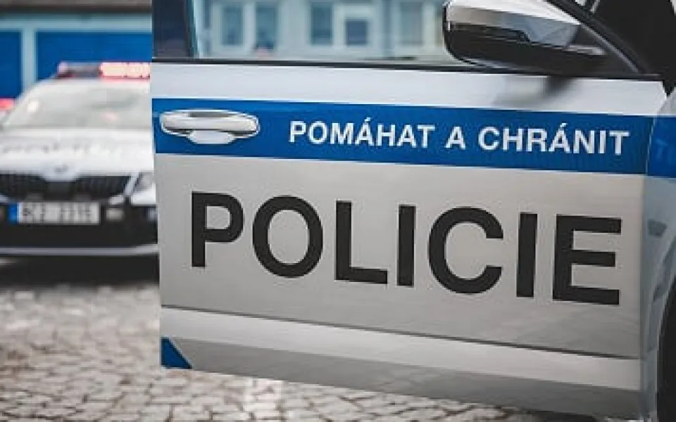 Policie-dveře-Jan Luxík