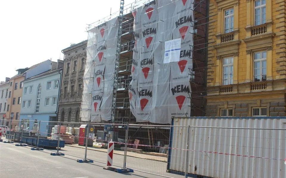 Výstavba nových učeben v podkroví nad jídelnou ZŠ Husova