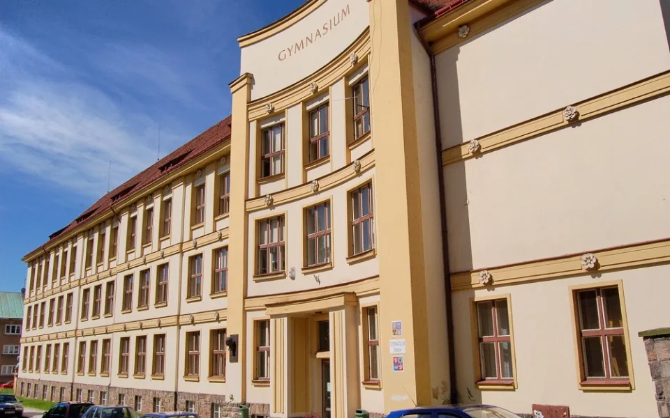 Gymnázium v Trutnově