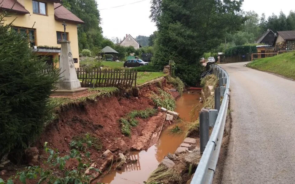 Následky po srpnové povodni na Trutnovsku