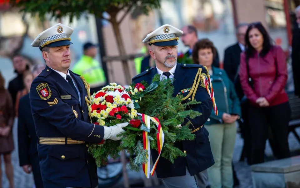 Hradec Králové ruší oslavy 28. října. Farmářské trhy pokračují bez omezení