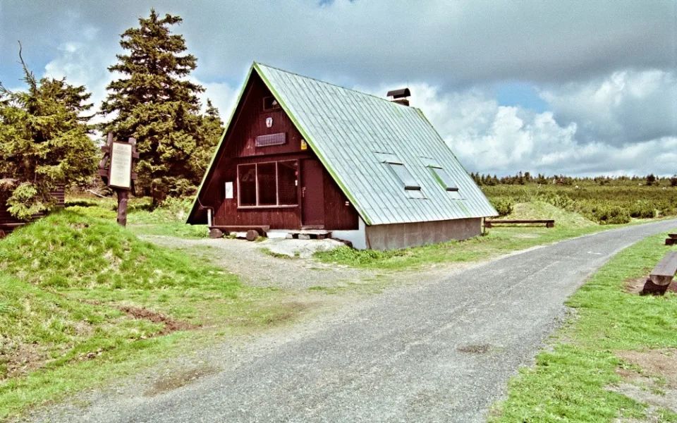 Původní srub pod Velkou Deštnou