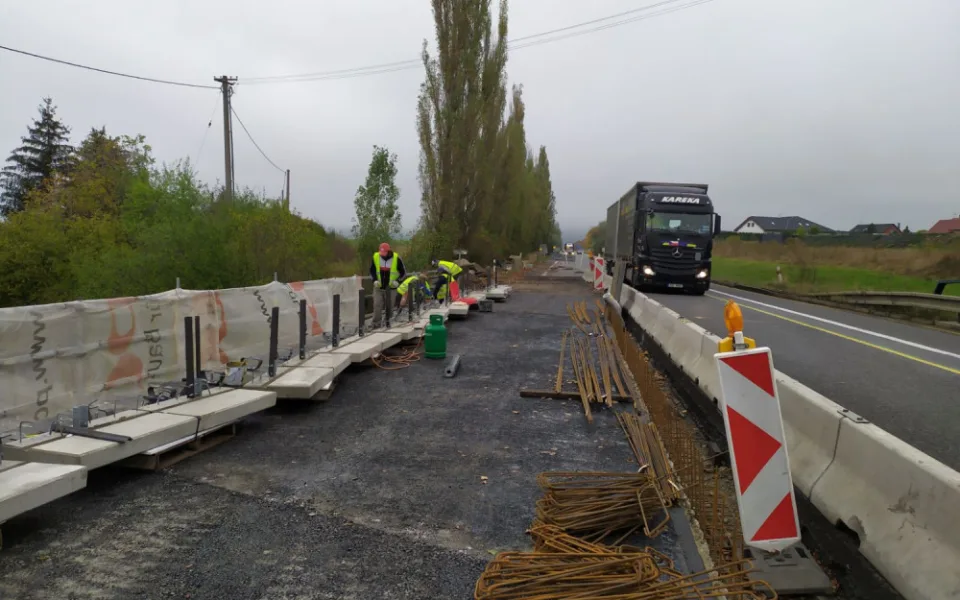 Kolem Jičína od konce týdne bez komplikací. Silničáři dokončují opravu silnice I/16