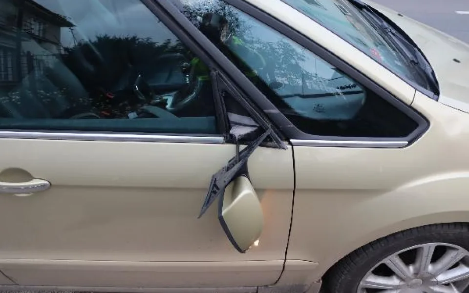 Policie hledá svědky nehody v Jaroměři