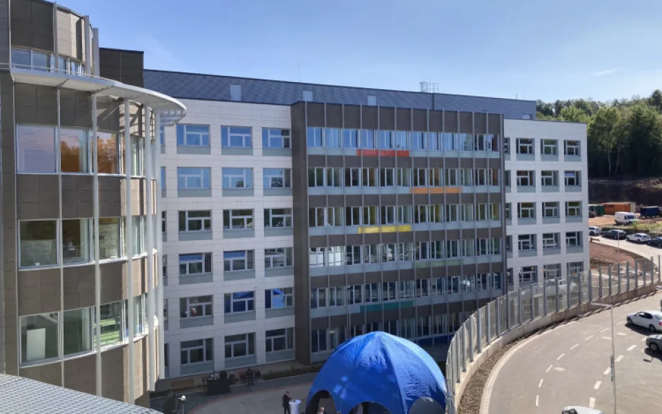 Fasáda nových pavilonů ještě nezaschla a už se plánují další. Náchodskou nemocnici čeká demolice, rekonstrukce i stavba nového pavilonu