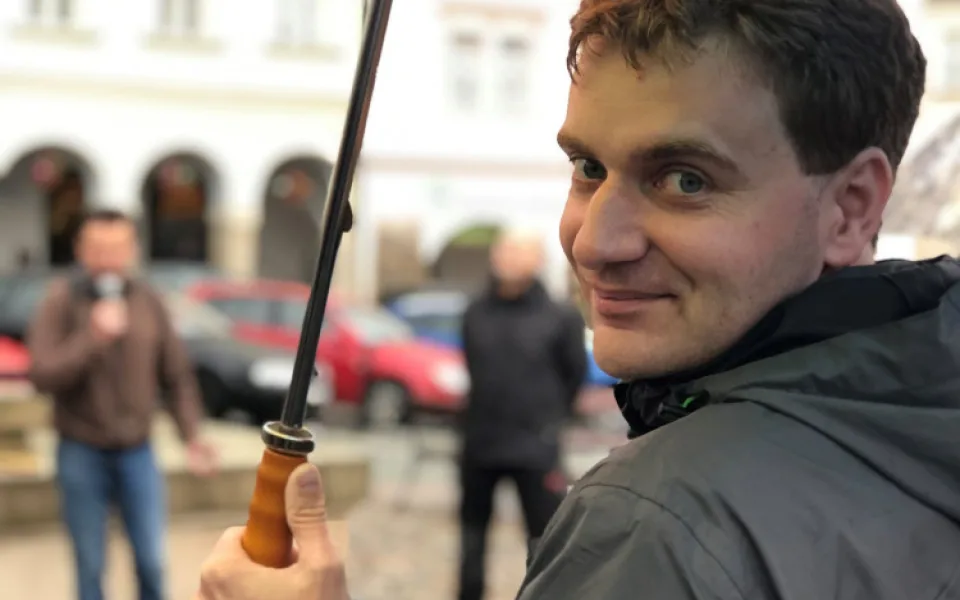 Martin Hanousek na svou funkci náměstka zatím nerezignoval. Nechci dát možnost vzniku nové koalice s komunisty, tvrdí