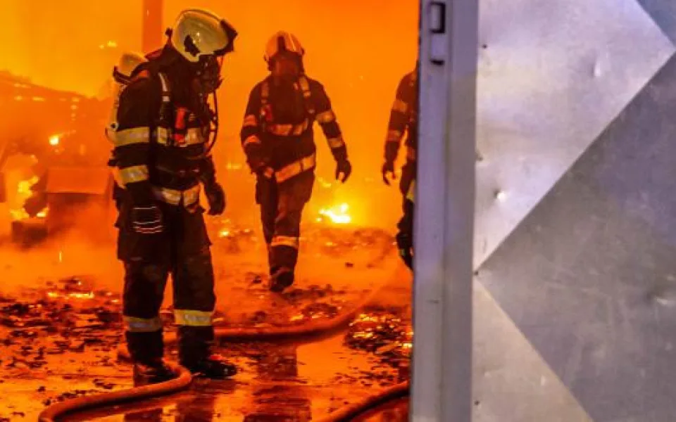 Rozsáhlý požár v Polici nad Metují nikdo úmyslně nezavinil