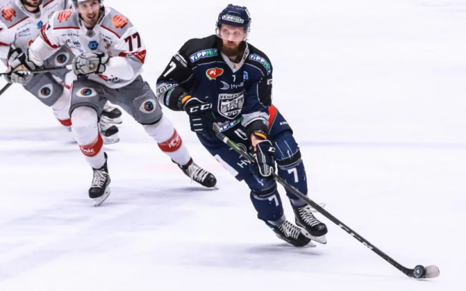 Hradecký hokej má novou posilu. Čtvrtým zámořským hráčem se stává Colton Hargrove z Dallasu