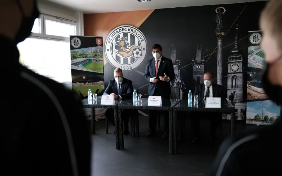 V Hradci Králové vznikne Regionální fotbalová akademie. Fungovat bude od září