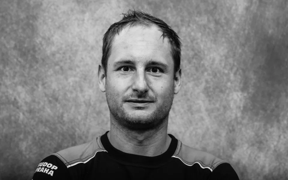Před rokem bojoval o život, letos vyrovnal český rekord na Dakaru. Život chci žít a ne jen prožít, říká Michek