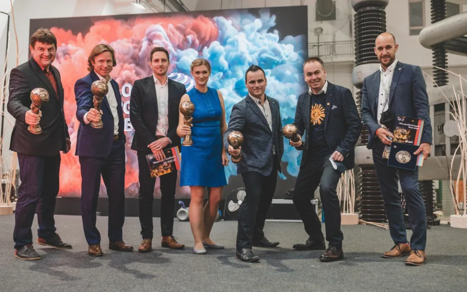 Vítězové loňského ročníku E.ON Energy Flobe. Celkovým vítězem se stala obec Hostětín.
