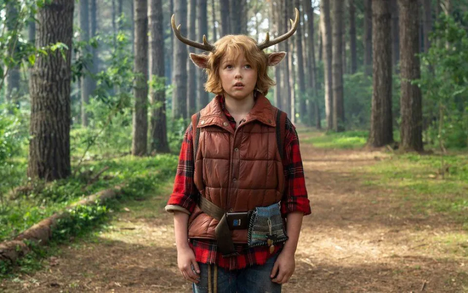 Netflix sází na postapokalyptické sci-fi thrillery a příběh jeleního chlapce, HBO na terapii