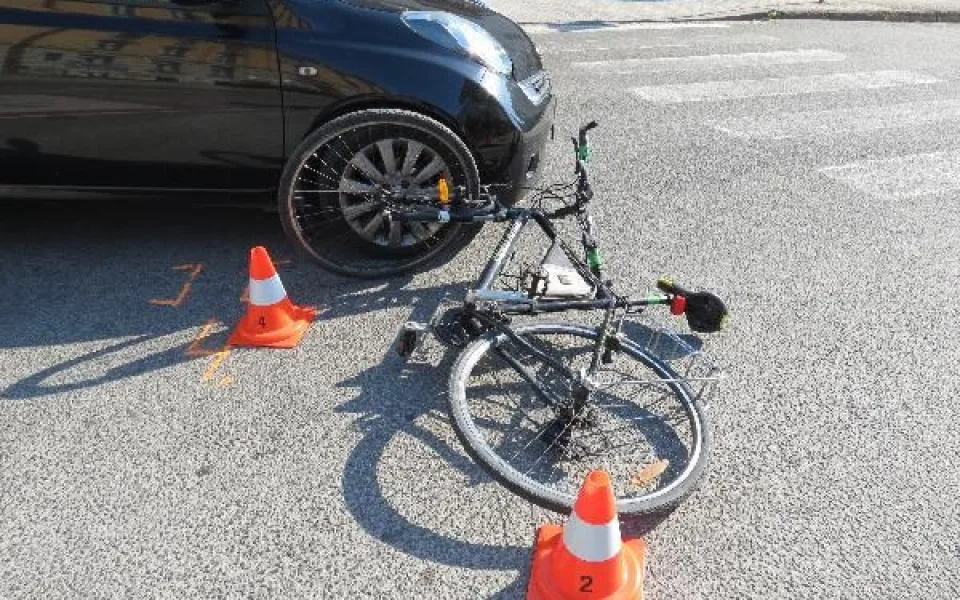 Mnoho cyklistů se domnívá, že mají absolutní přednost, varují policisté. Vážných nehod v kraji přibývá