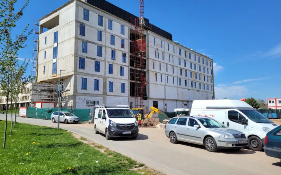 Nový hotel Aldis otevře v dubnu příštího roku, stavba podraží o 10 milionů