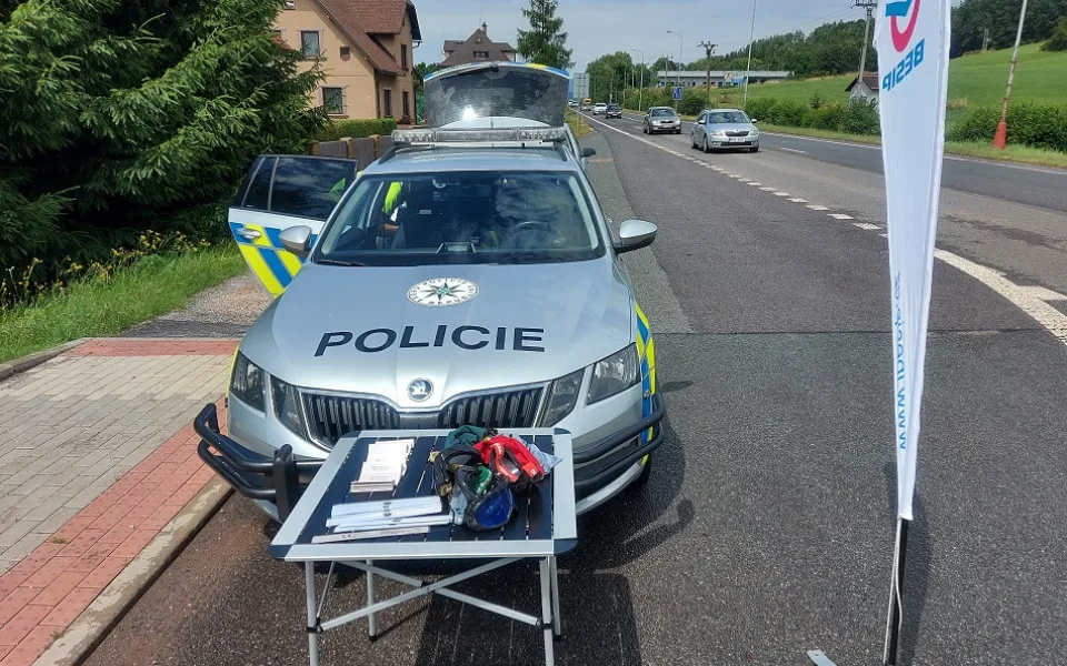Policisté kontrolovali alkohol za volantem, řidiči dostali nealko pivo