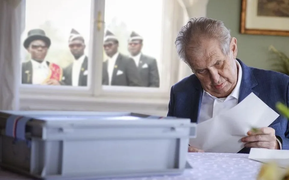 VOLBY 2021: Češi se baví volbami. Letí hlavně černý humor
