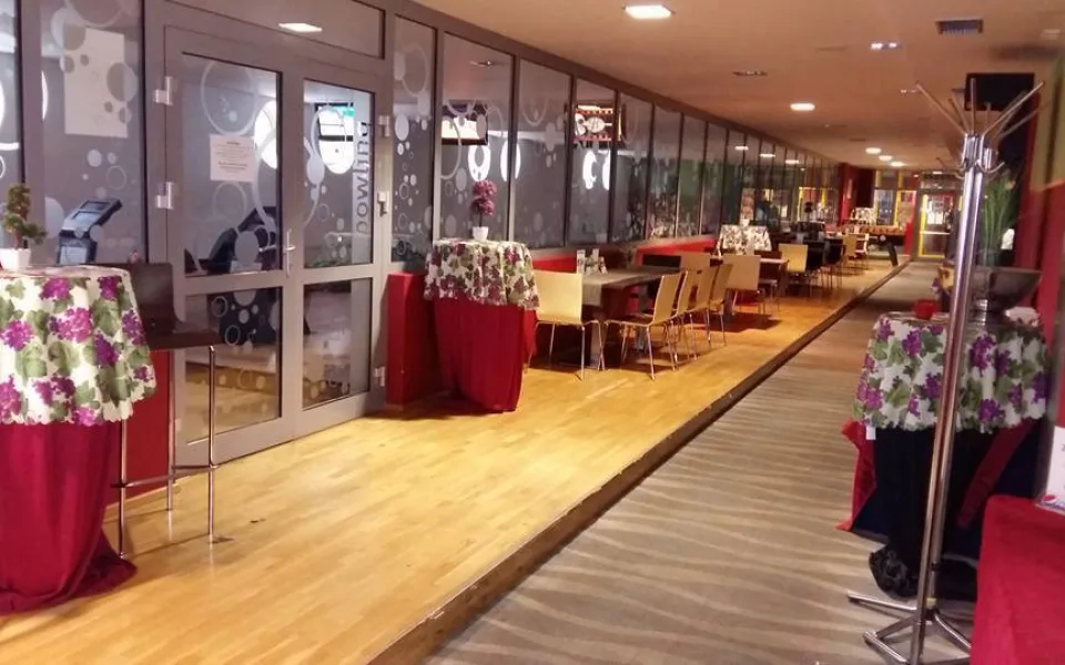 Restaurace na koupališti Flošna hledá nového provozovatele, podnik bude dál fungovat celoročně