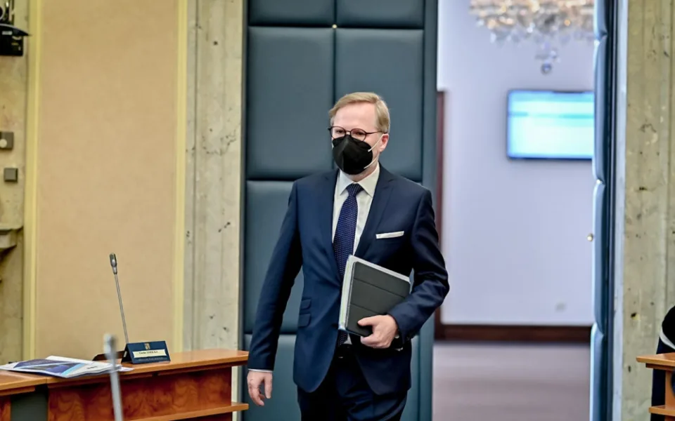 Premiér Fiala měl pozitivní test na covid, koronavirus má i část klubu ANO