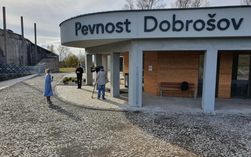 Do opravené pevnosti Dobrošov se návštěvníci poprvé podívají začátkem května