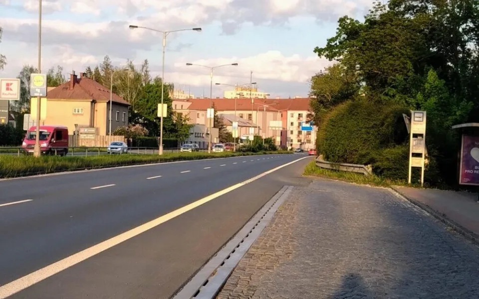 ŘSD začalo opravovat zastávku MHD Šimkovy sady. Práce potrvají půl roku