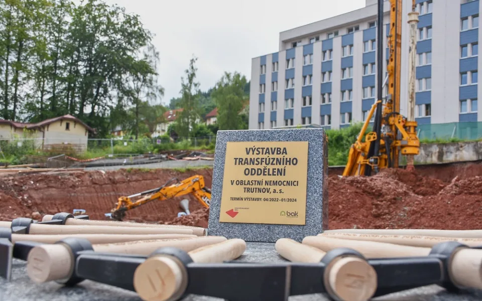Základní kámen pro výstavbu nového pavilonu klinické biochemie