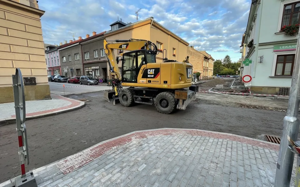 Silničáři dokončují druhou etapu rekonstrukce na Národní ulici