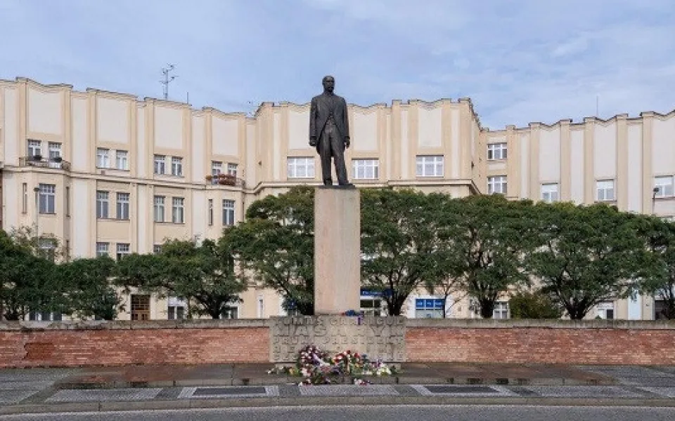Hradec předá medaile významným osobnostem, rozdá také ocenění hasičům a policistům