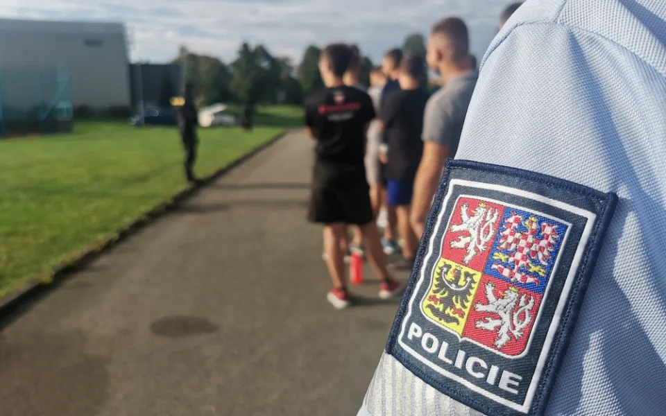 Zájemci o práci u Policie ČR si ve Skutči vyzkoušeli fyzotesty na(ne)čisto.