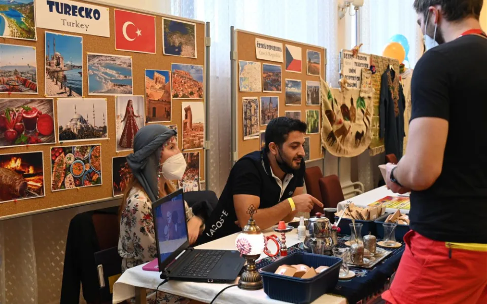 Festival Setkání národů v Hradci představí dvě desítky národů z celého světa