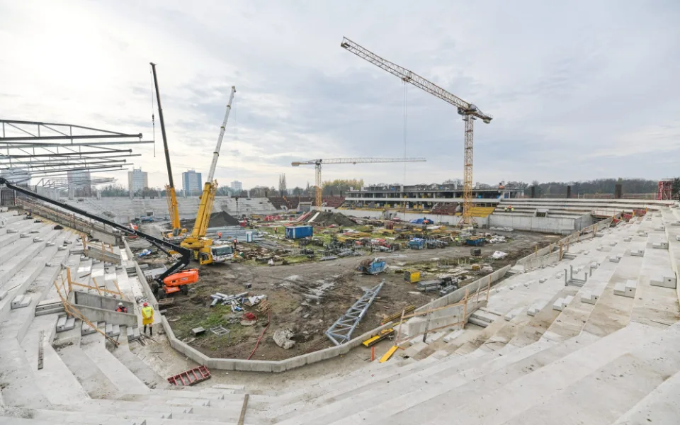 Jak to vypadá na fotbalovém stadionu v Hradci Králové?