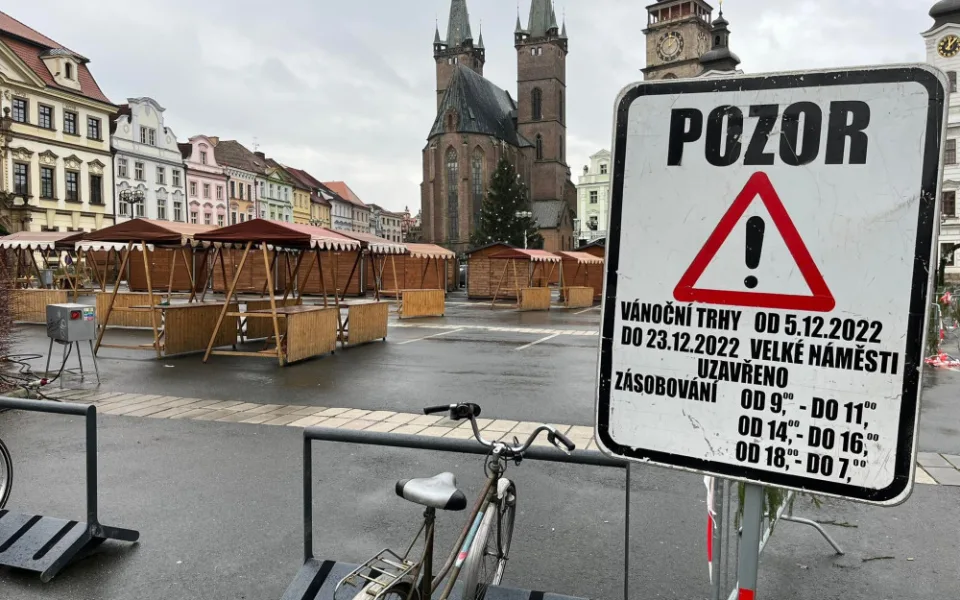 Začínají vánoční trhy v Hradci Králové. Co je dobré vědět před jejich návštěvou?