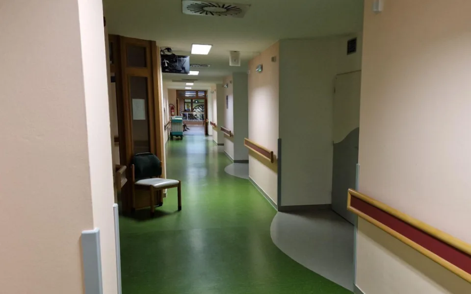Skončila rekonstrukce domova pro seniory ve Dvoře Králové. Klienti se vrátili do svých pokojů
