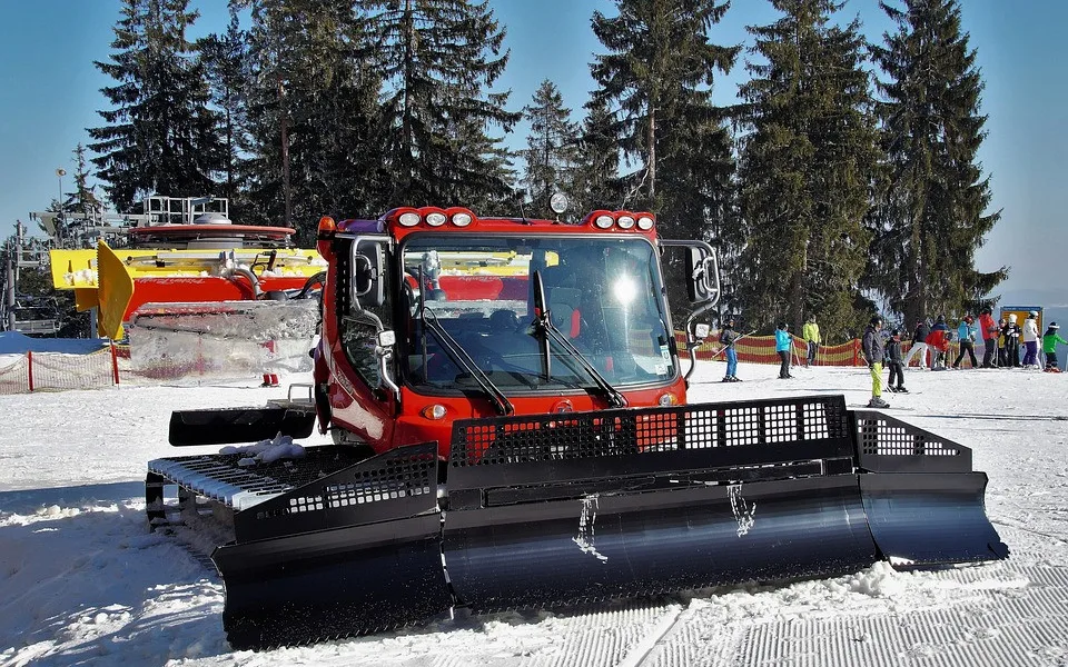 Skicentra na východě Čech čekají na příjezd lyžařů. O Vánocích jich bylo méně