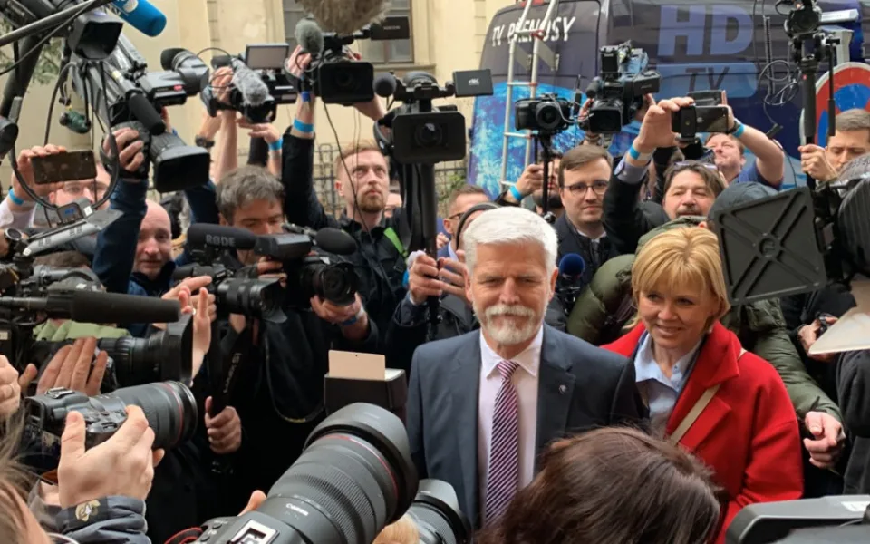 Jsou sečteny dvě třetiny okrsků. Vede Andrej Babiš před Petrem Pavlem