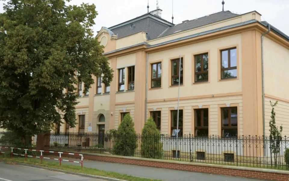Vybavení odborných učeben v hradecké ZŠ Úprkova vyjde na 900 tisíc