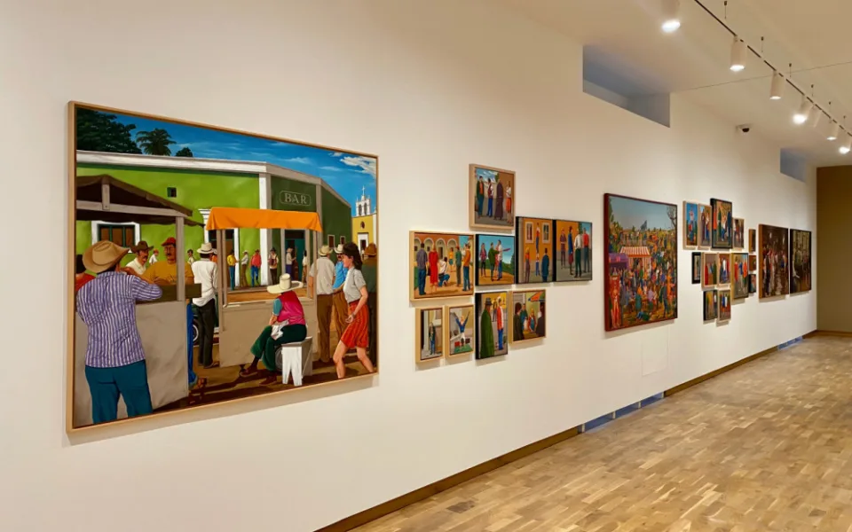 Nakreslil sedmimetrové poutače pro hradecké Kino Jas. Dnes má výstavu v galerii