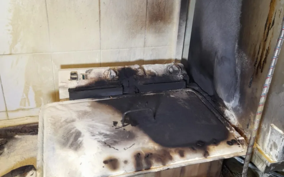 Provozovatel restaurace zachoval chladnou hlavu. Požár uhasil dřív, než se rozšířil