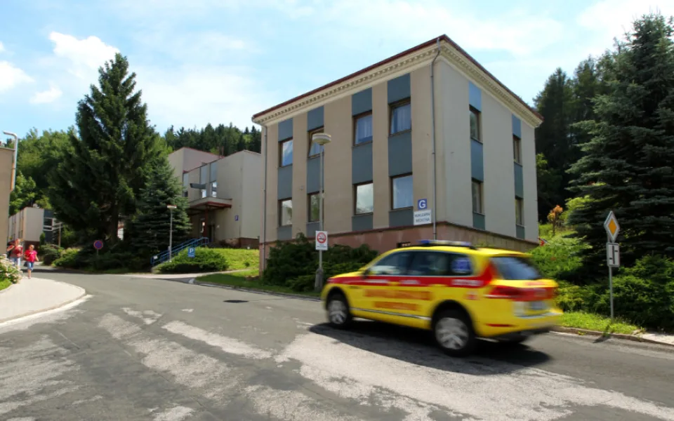 Hradecký kraj vypíše nový tendr na dokončení laboratoří v nemocnici Trutnov