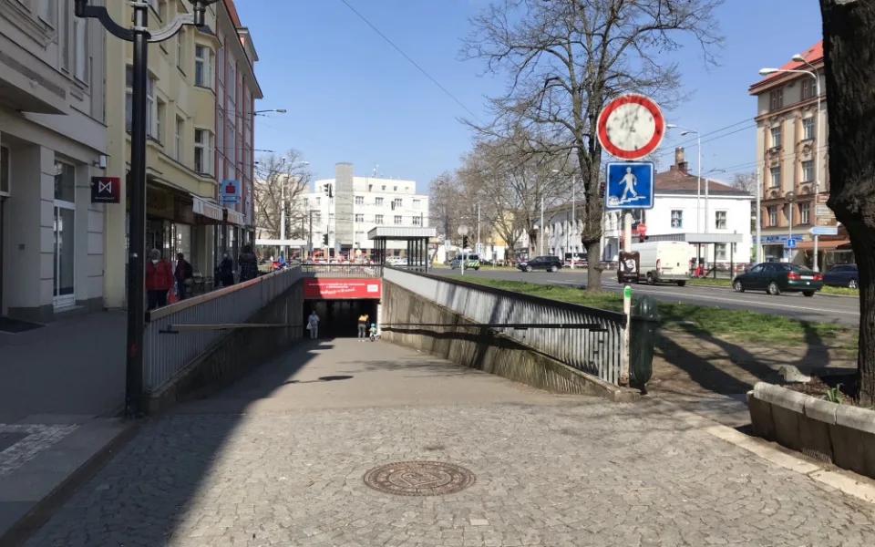 Je tu třetí pokus, město opět hledá projektanta na zanedbaný podchod v centru