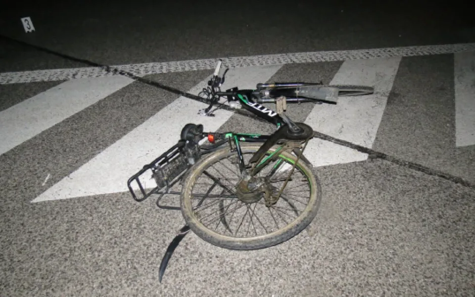 Se začínajícím jarem přibývá nehod cyklistů. Velkým nešvarem bývá alkohol za řídítky