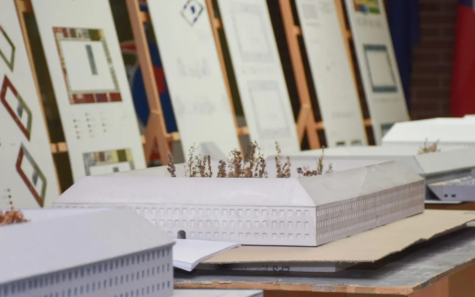 Studenti architektury navrhli budoucí podobu kasáren v pevnosti Josefov